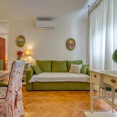 Apartment Zoran *