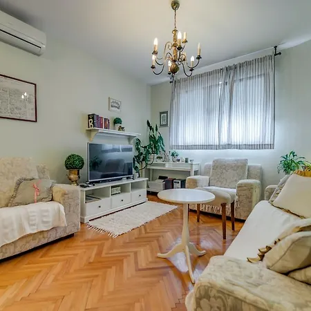 Zoran Apartment
