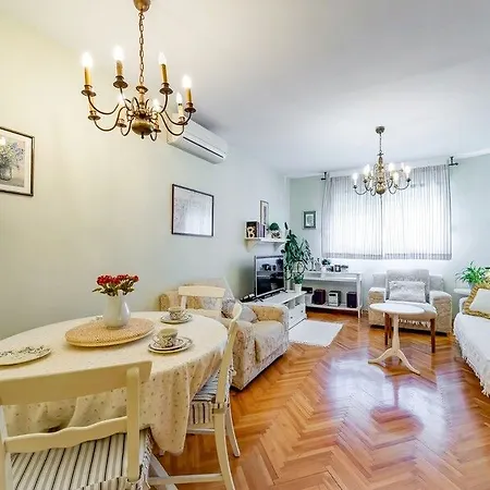Zoran Apartment *