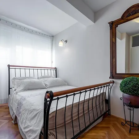 卓然公寓酒店 斯普利特